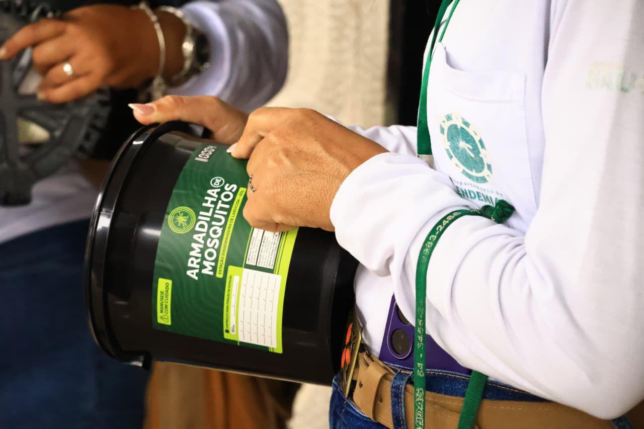 Instalação de 2.000 Estações Disseminadoras de Larvicida